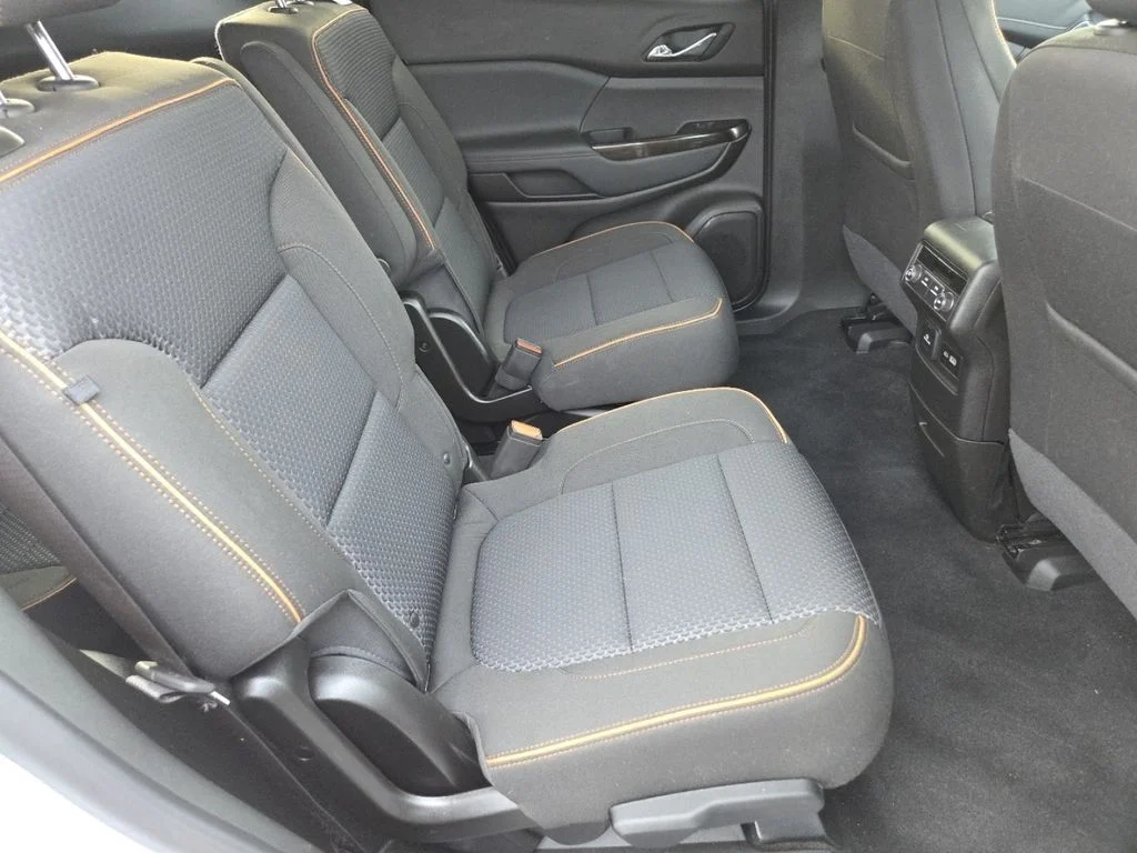 2023 GMC Acadia AT4 - Photo 21