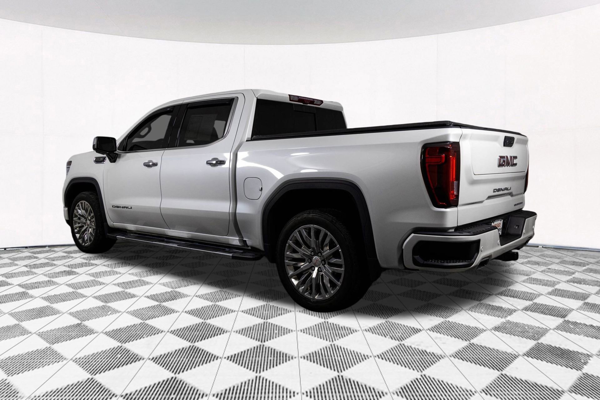 2022 GMC SIERRA - Image 10