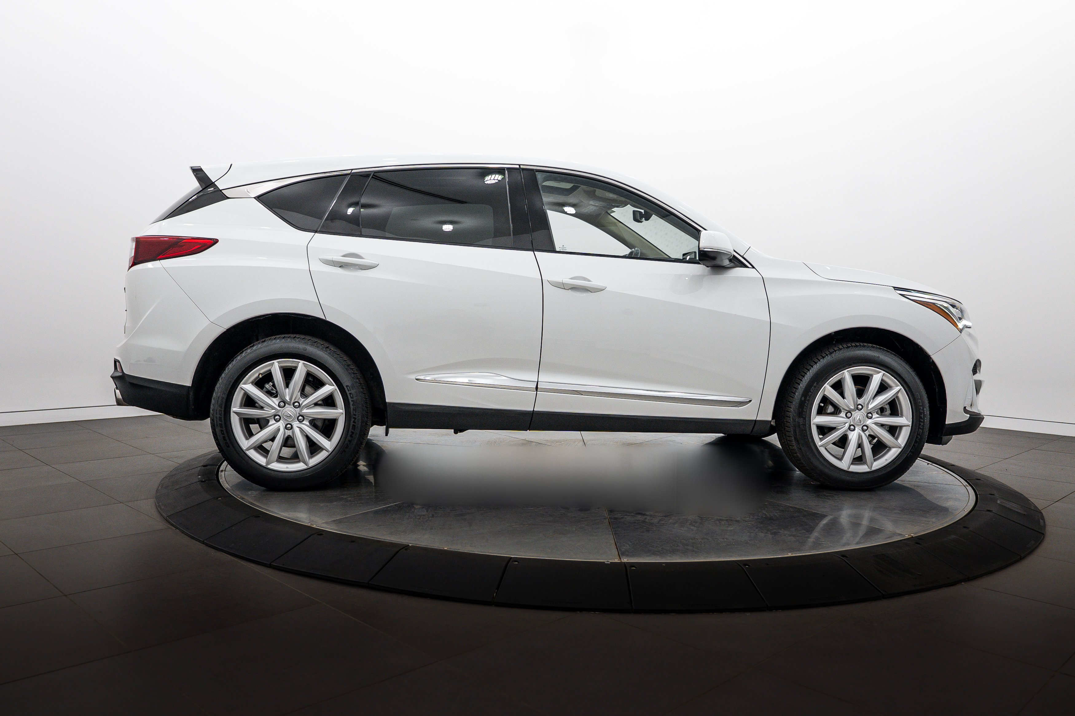 Used 2021 Platinum White Pearl Acura  image 3