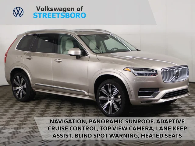 2024 Volvo XC90 B5 Plus