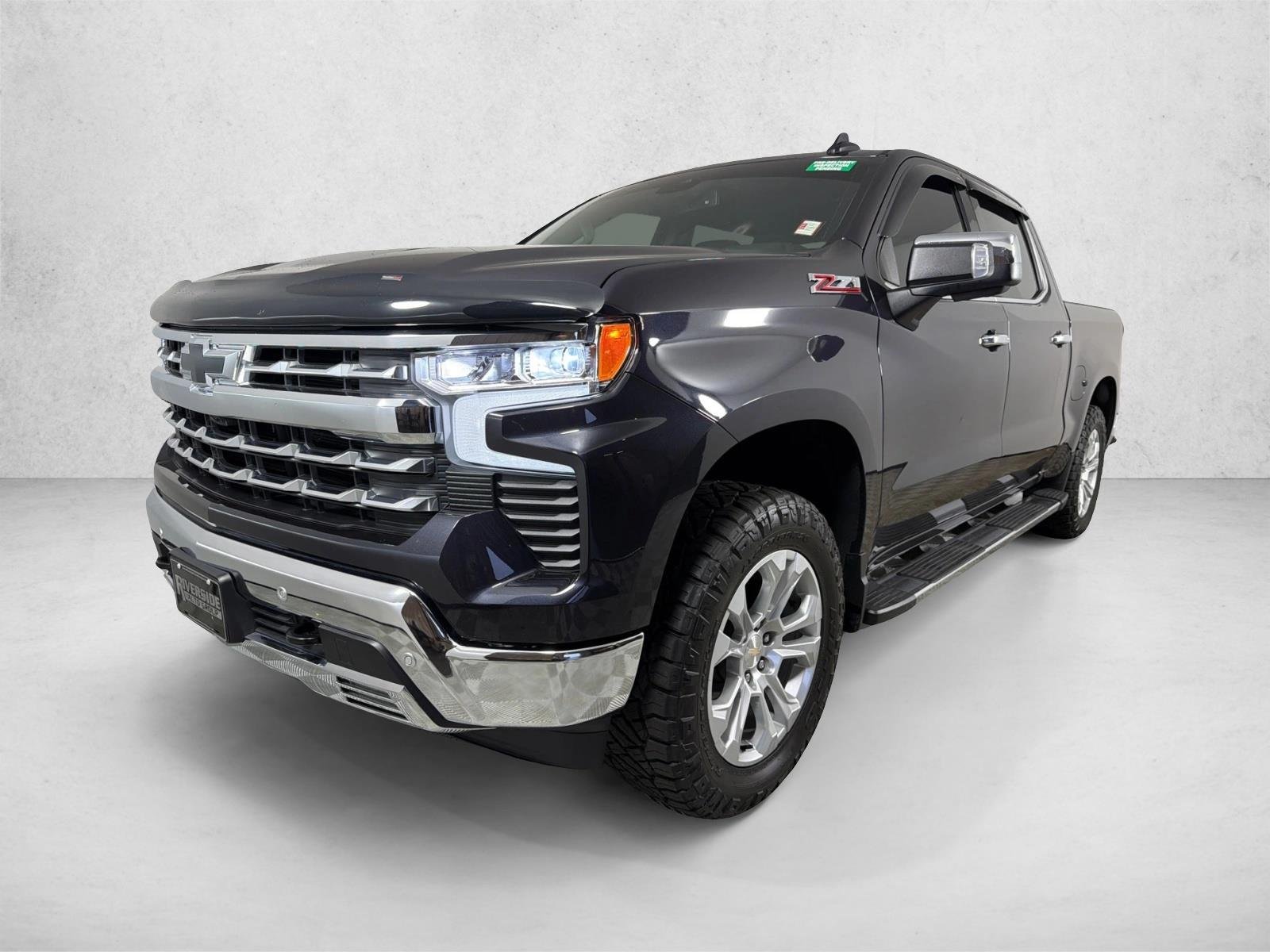 Used 2022 Dark Ash Metallic Chevrolet LTZ image 7