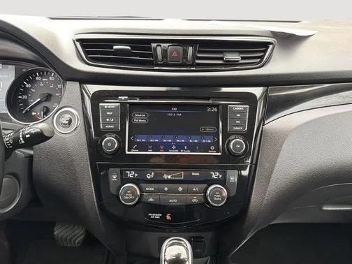 Used 2022 Black Nissan SL image 11