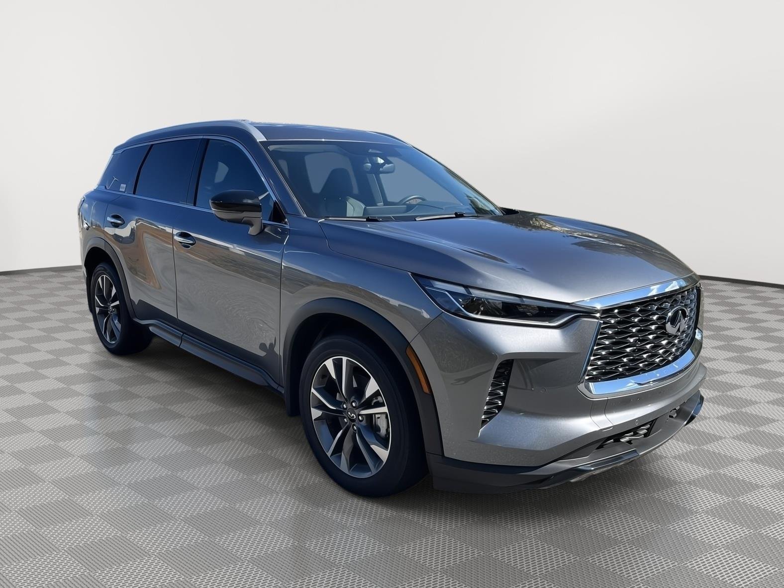 2025 INFINITI QX60 LUXE - Photo 2