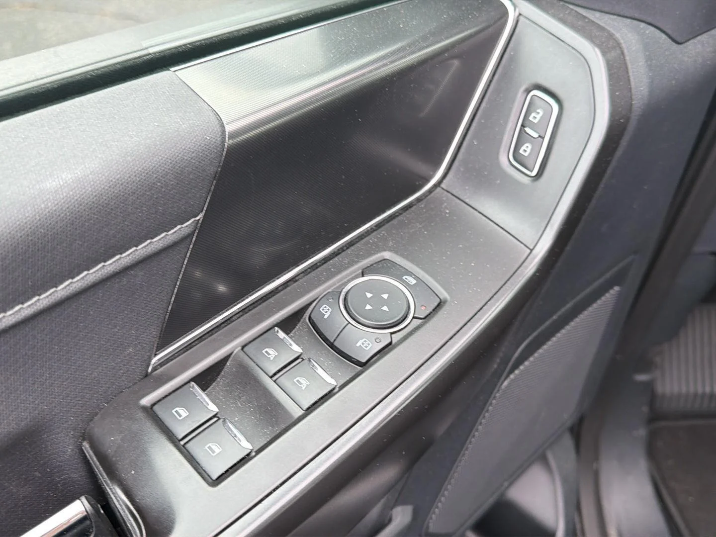 Used 2024 Carbonized Gray Ford XLT image 9