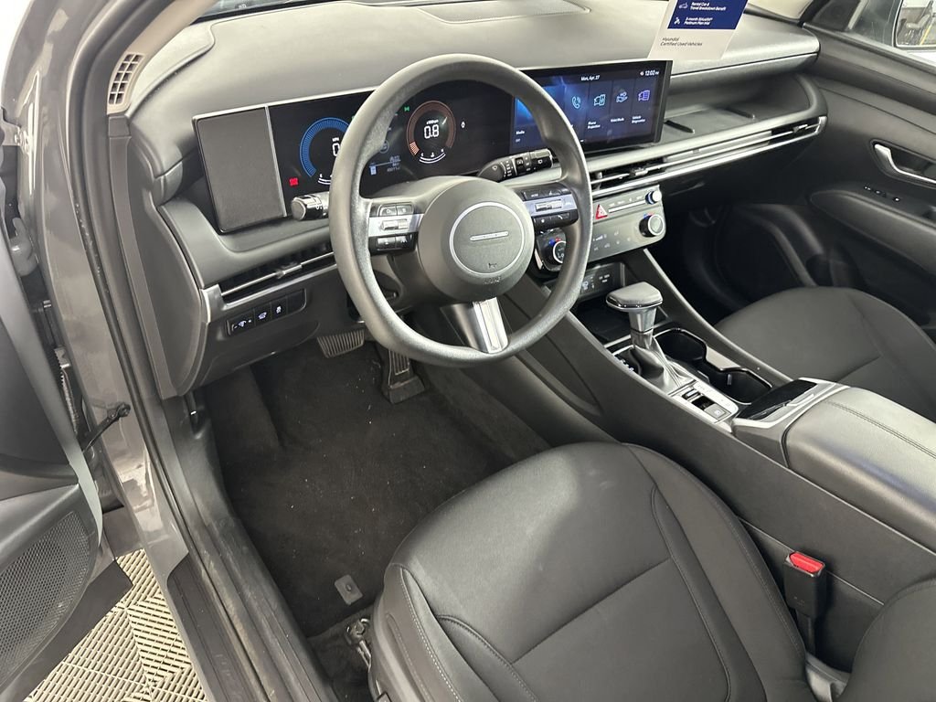 Used 2025 Hampton Gray Hyundai SEL image 10
