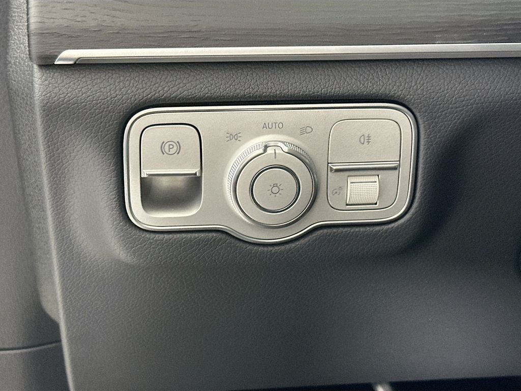 New 2026 Black Mercedes-Benz GLS 450 image 10