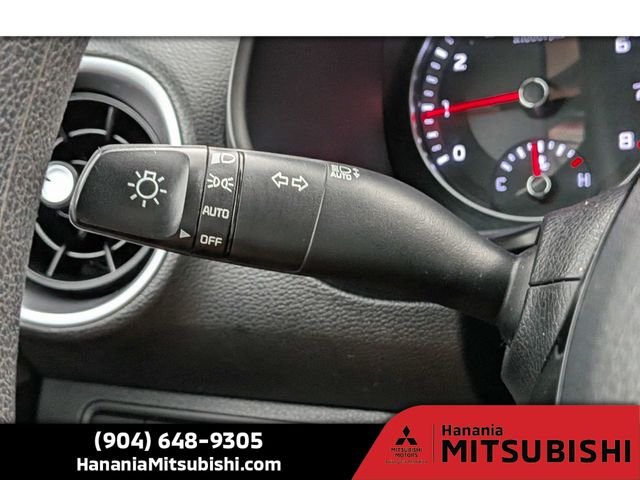 Used 2024 Red Kia LXS image 31