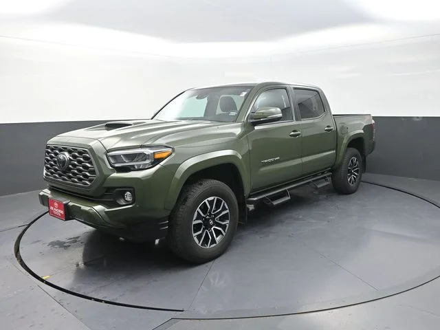 Used 2022 Green Toyota TRD Sport image 3