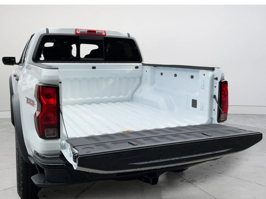 2026 Chevrolet Colorado Trail Boss - Photo 16