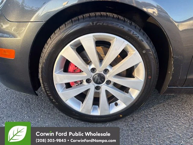 Used 2014 Gray Volkswagen Driver
