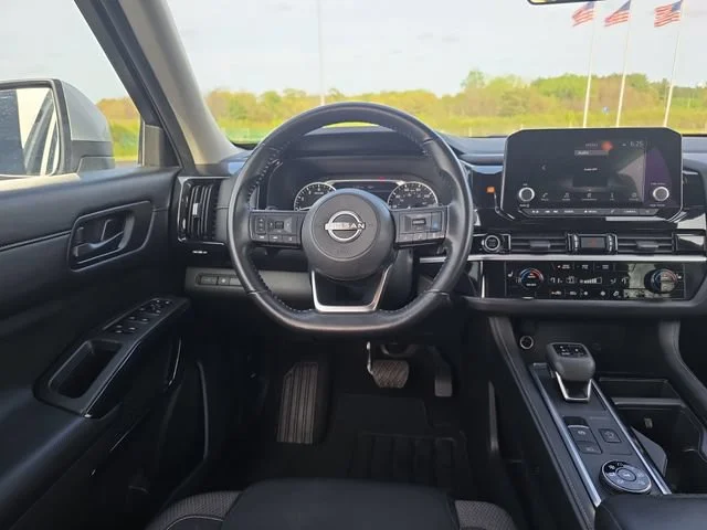 Used 2024 Silver Nissan SV image 16