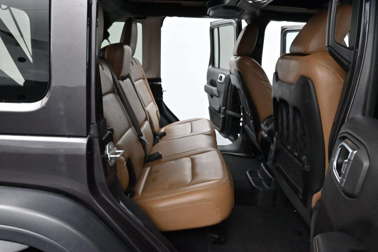 Used 2022 Granite Crystal Metallic Clearcoat Jeep Unlimited Rubicon image 31