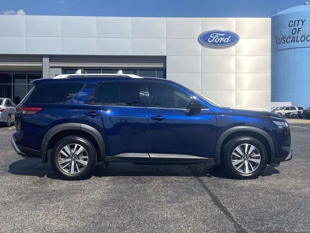 Used 2023 Blue Nissan SL image 2