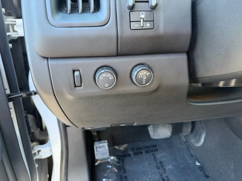 Used 2022 Summit White Chevrolet ZR2 image 13