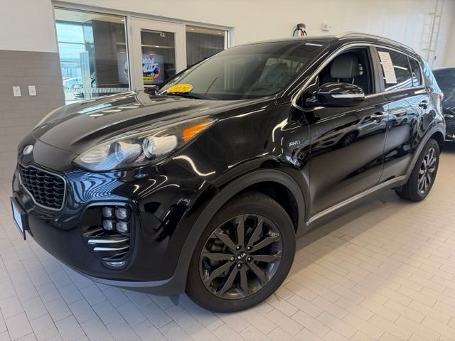 Used 2019 Red Kia EX image 1