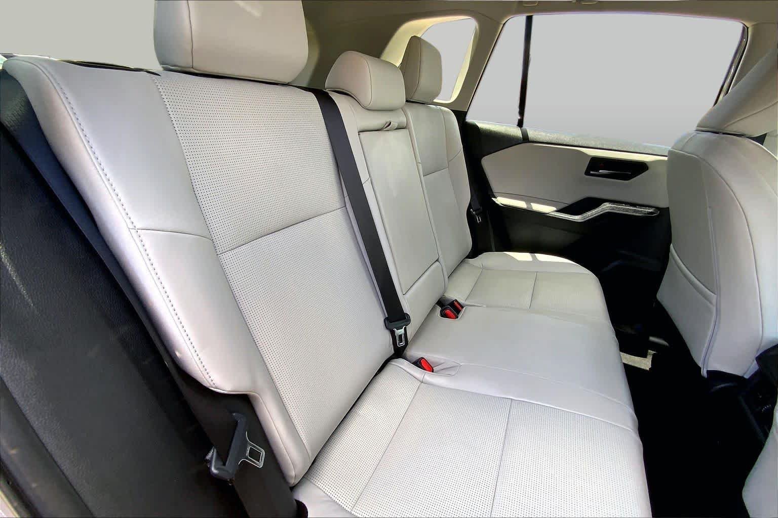 Used 2026 Meteor Shower Toyota XLE Premium image 21