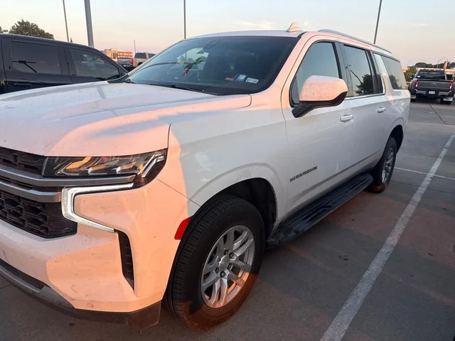 2022 Chevrolet Suburban LS