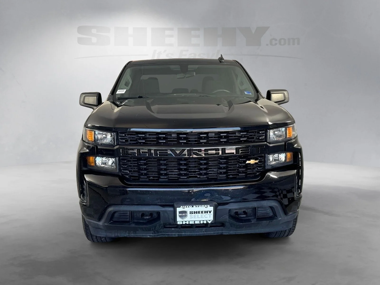 Used 2021 Black Chevrolet Custom image 16