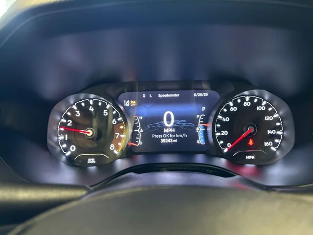 Used 2022 Red Jeep Limited image 17