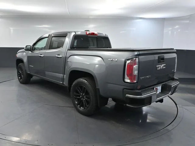 Used 2018 Gray GMC SLT image 9