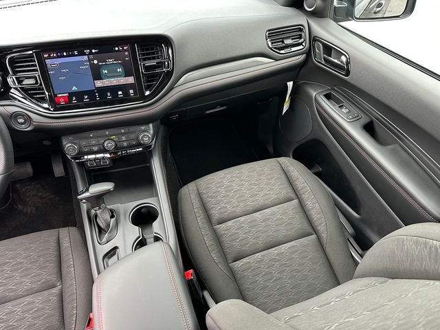 New 2026 Diamond Black Clear-Coat Exterior Paint Dodge GT image 17