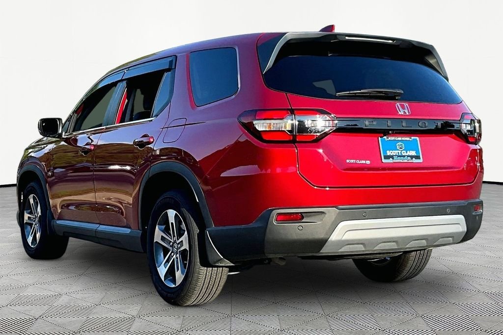 Used 2025 Red Honda EX-L image 4