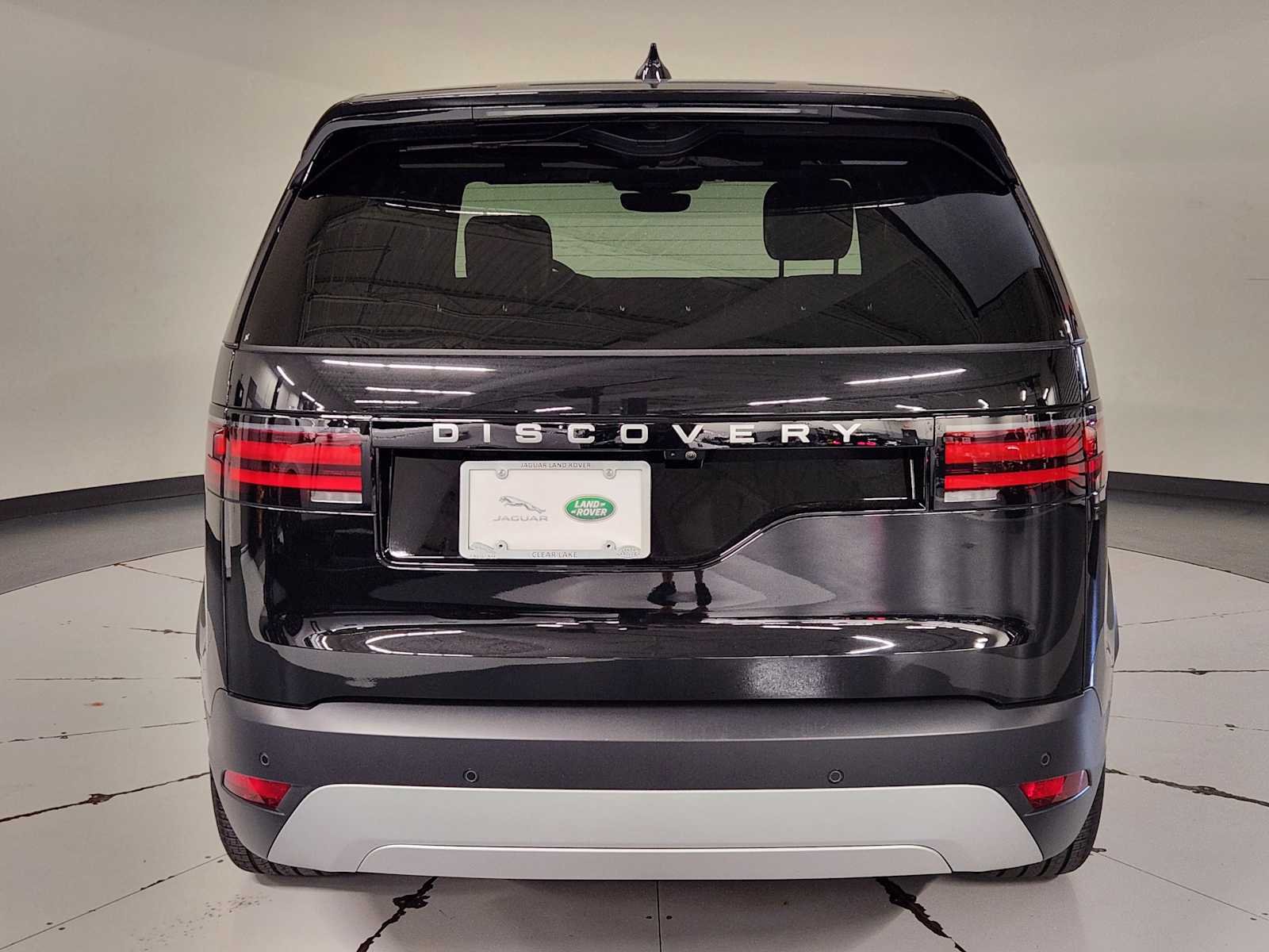 Certified Used 2026 Santorini Black Metallic Land Rover S image 10