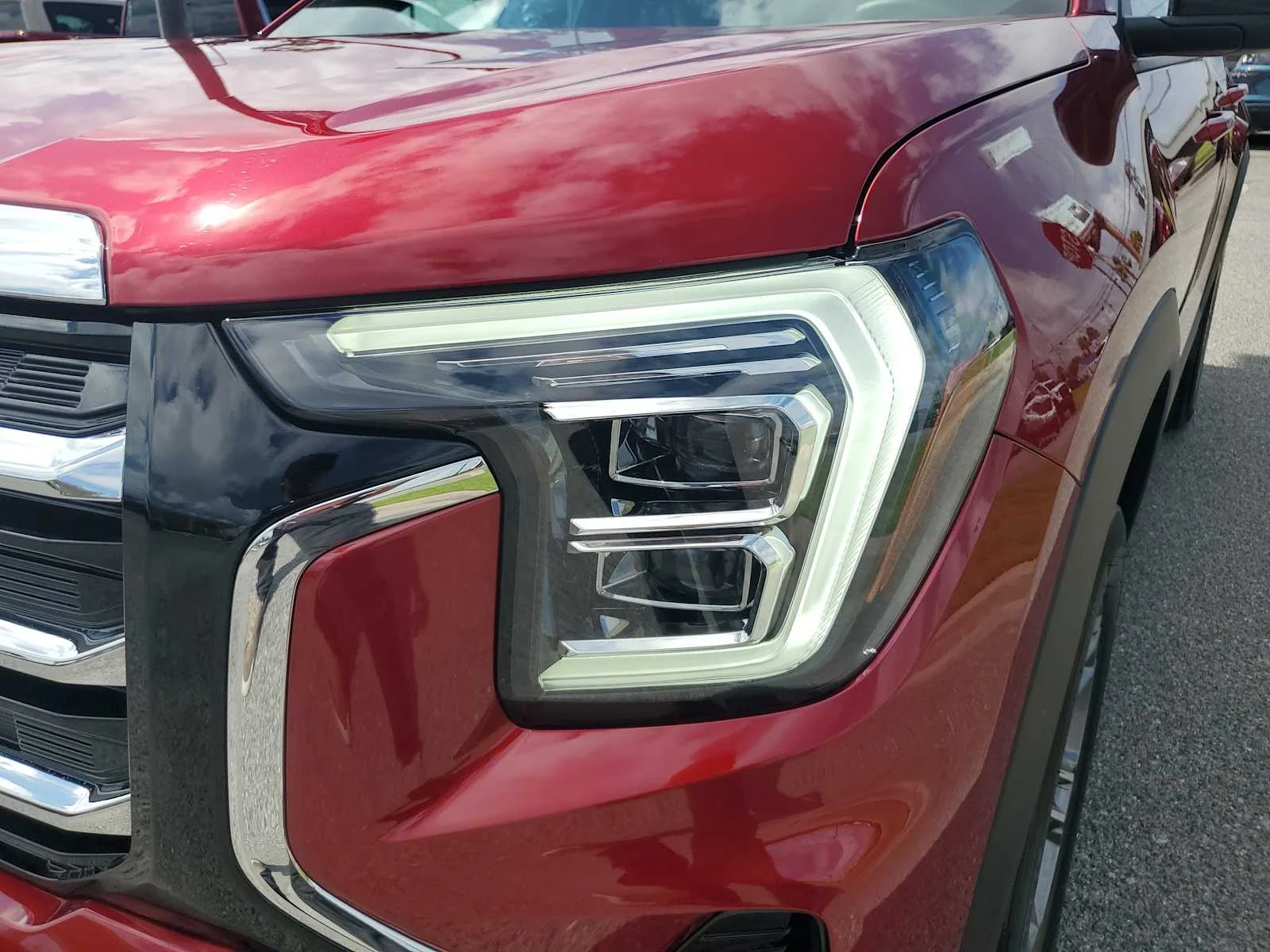 New 2026 Volcanic Red Tintcoat GMC Elevation image 24