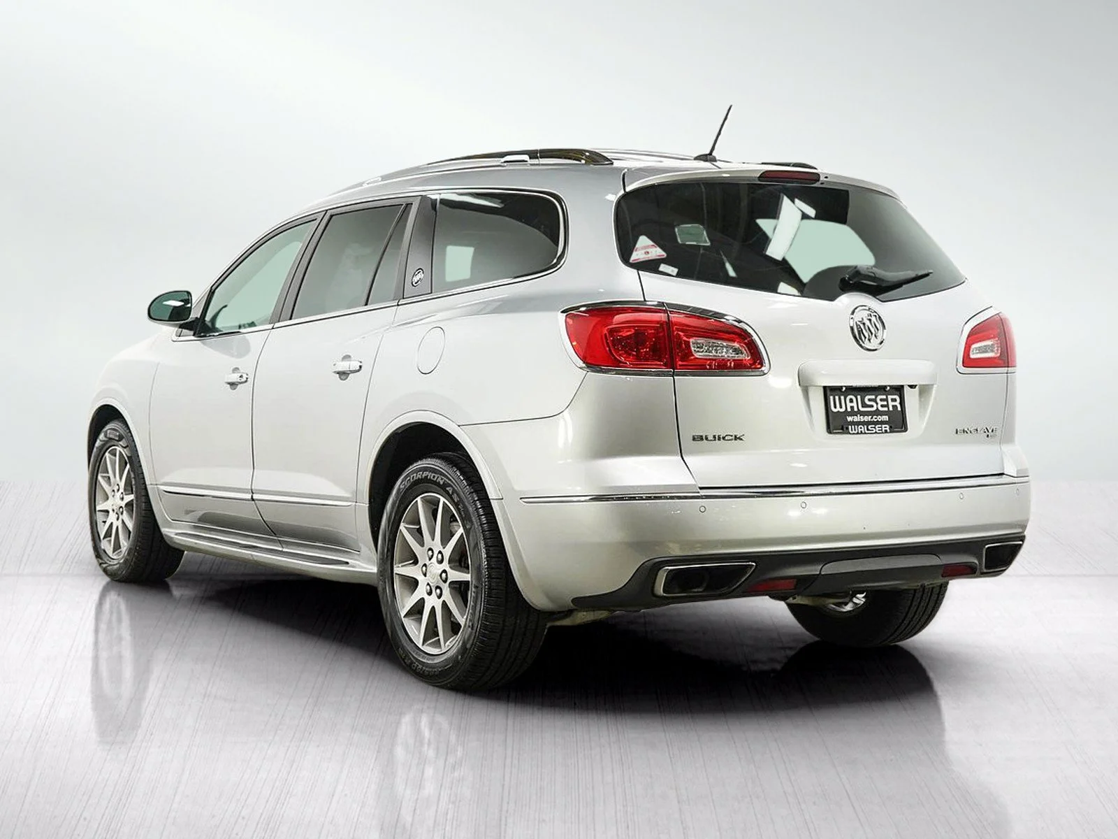 Used 2015 Quicksilver Metallic Buick Leather Group image 3