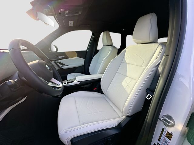 New 2026 White BMW xDrive28i image 15