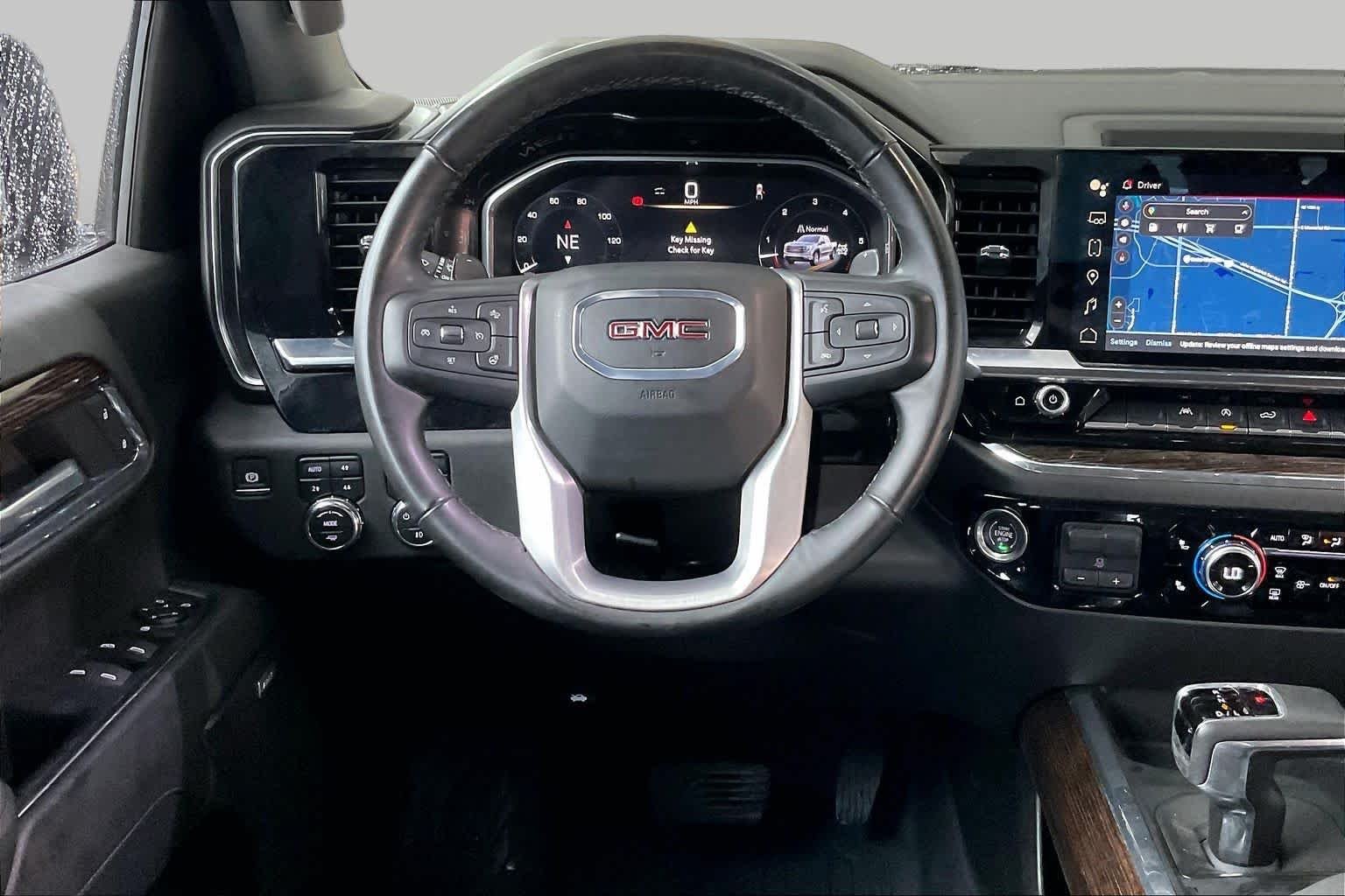 Used 2024 Onyx Black GMC Elevation image 6