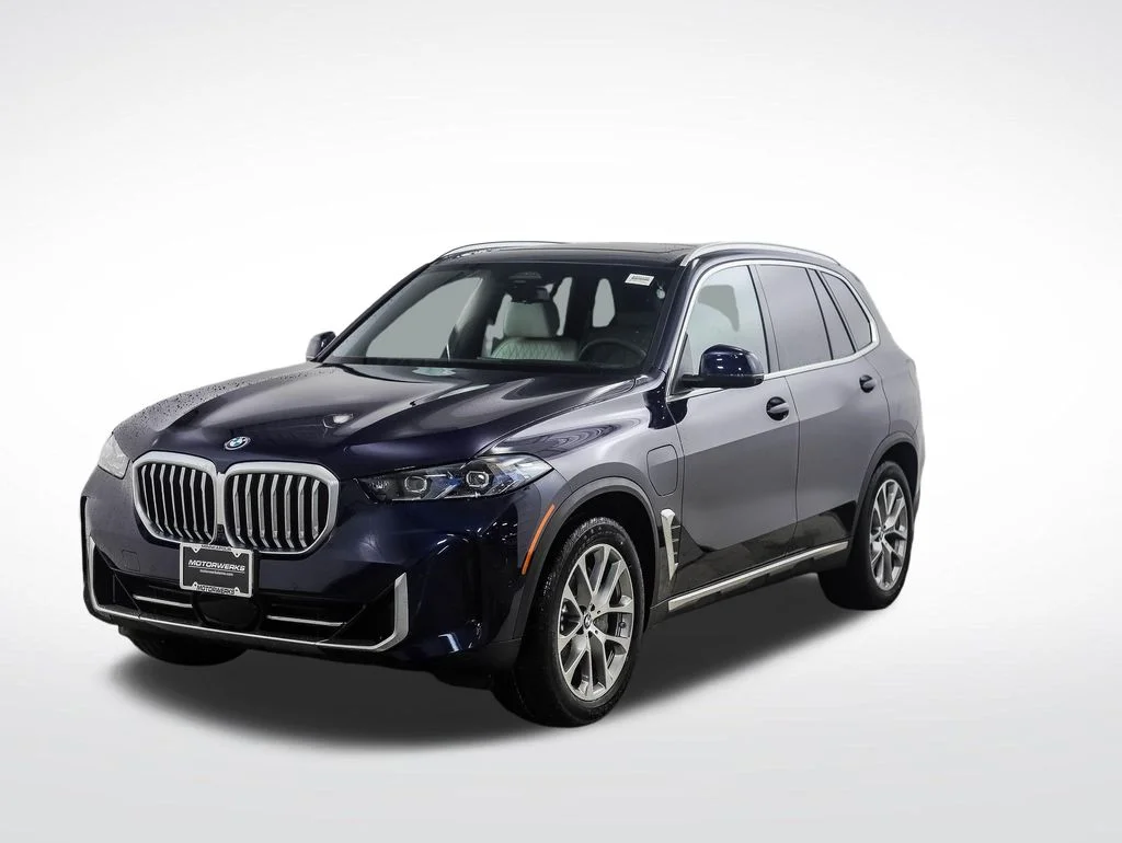 2026 BMW X5 xDrive50e's photo