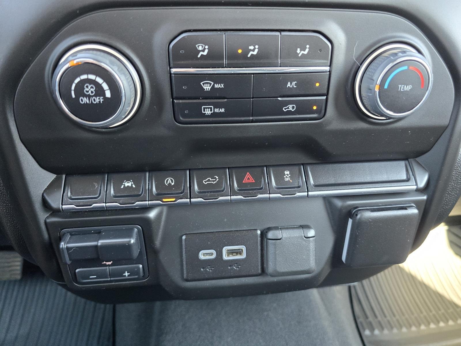 2024 Chevrolet Silverado 1500 Custom - Photo 17