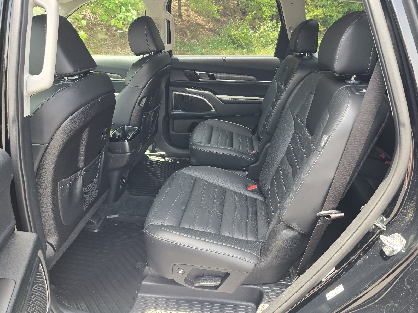 Used 2025 Black Kia SX-Prestige image 11
