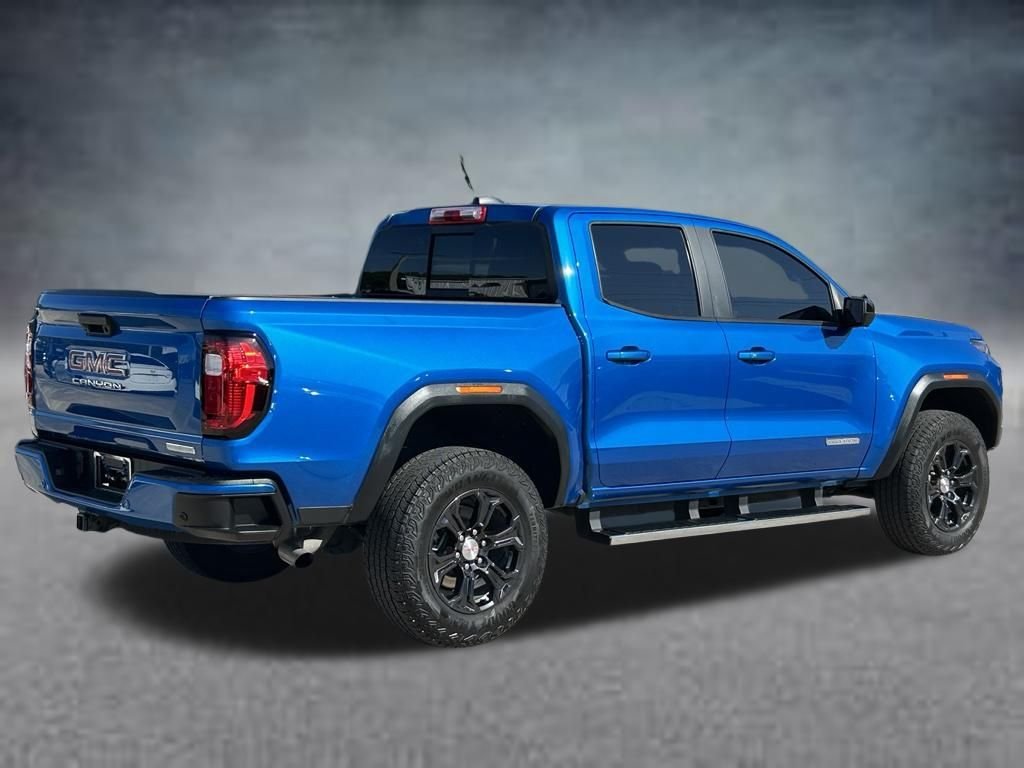 Used 2023 Blue GMC Elevation image 6