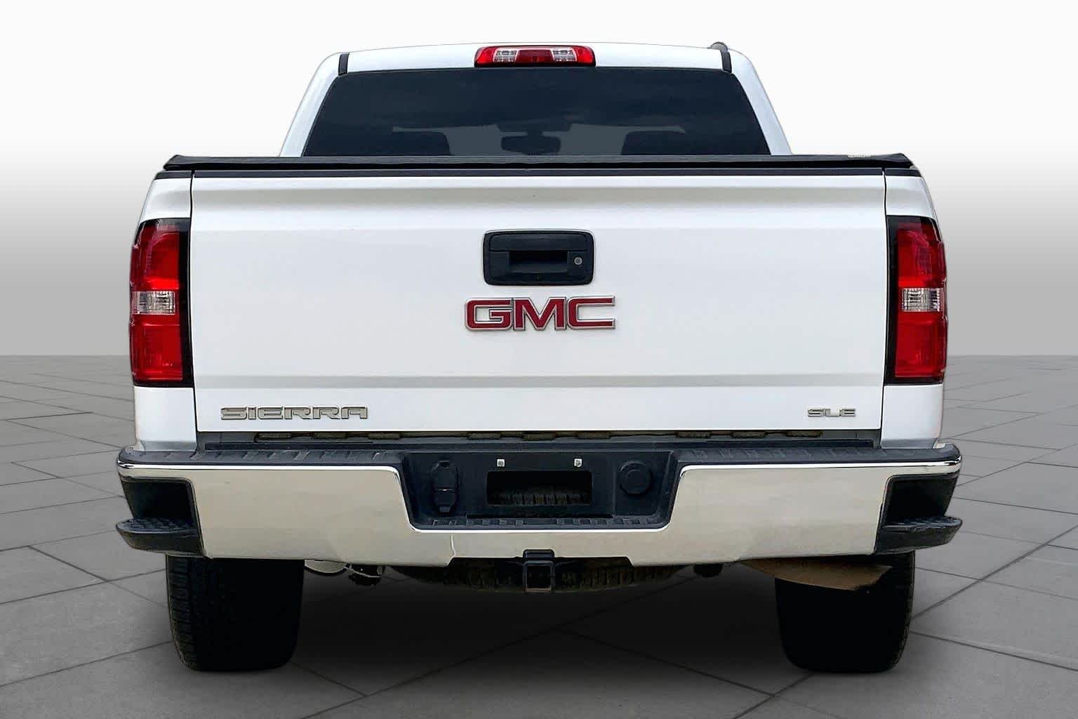 Used 2015 Summit White GMC SLE image 5