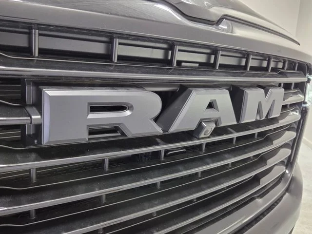 New 2026 Diamond Black Crystal Pearl-Coat Exterior Paint RAM Laramie image 14