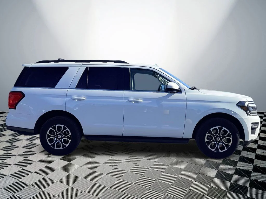 Used 2024 White Ford XLT image 6