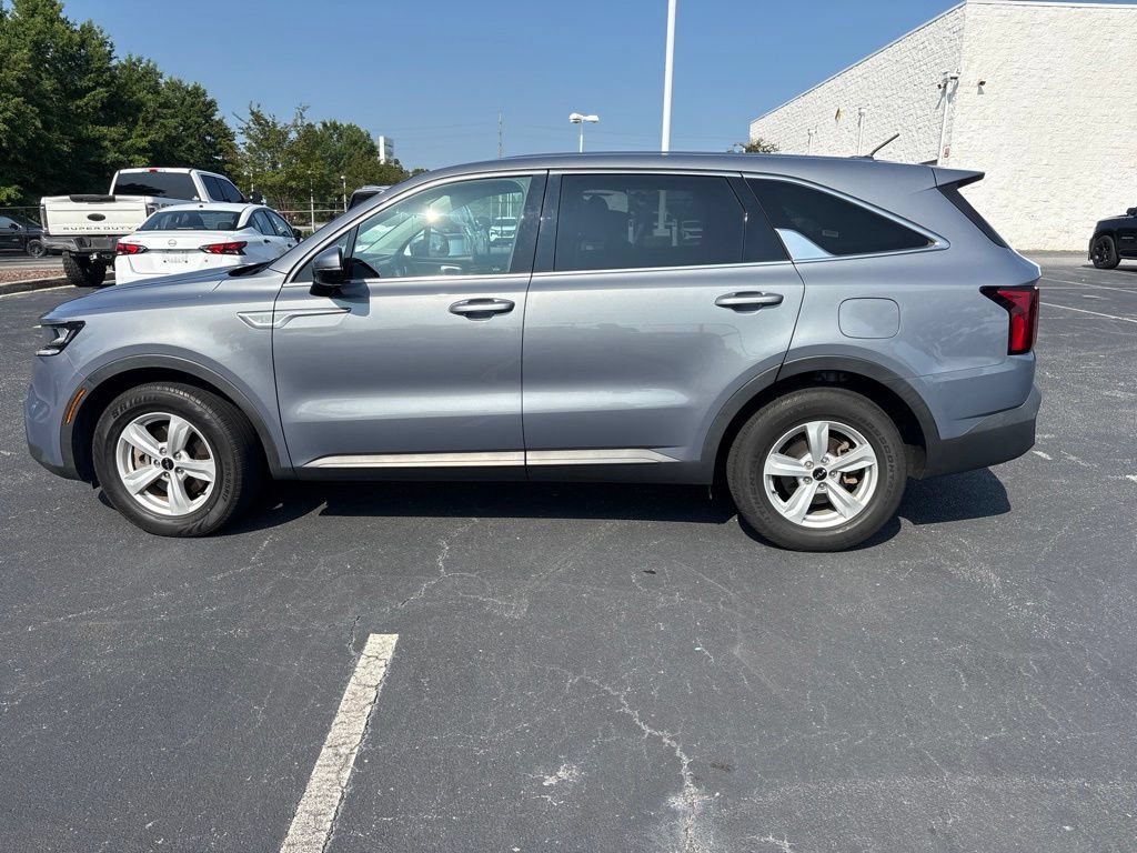 Used 2022 Everlasting Silver Kia LX image 7