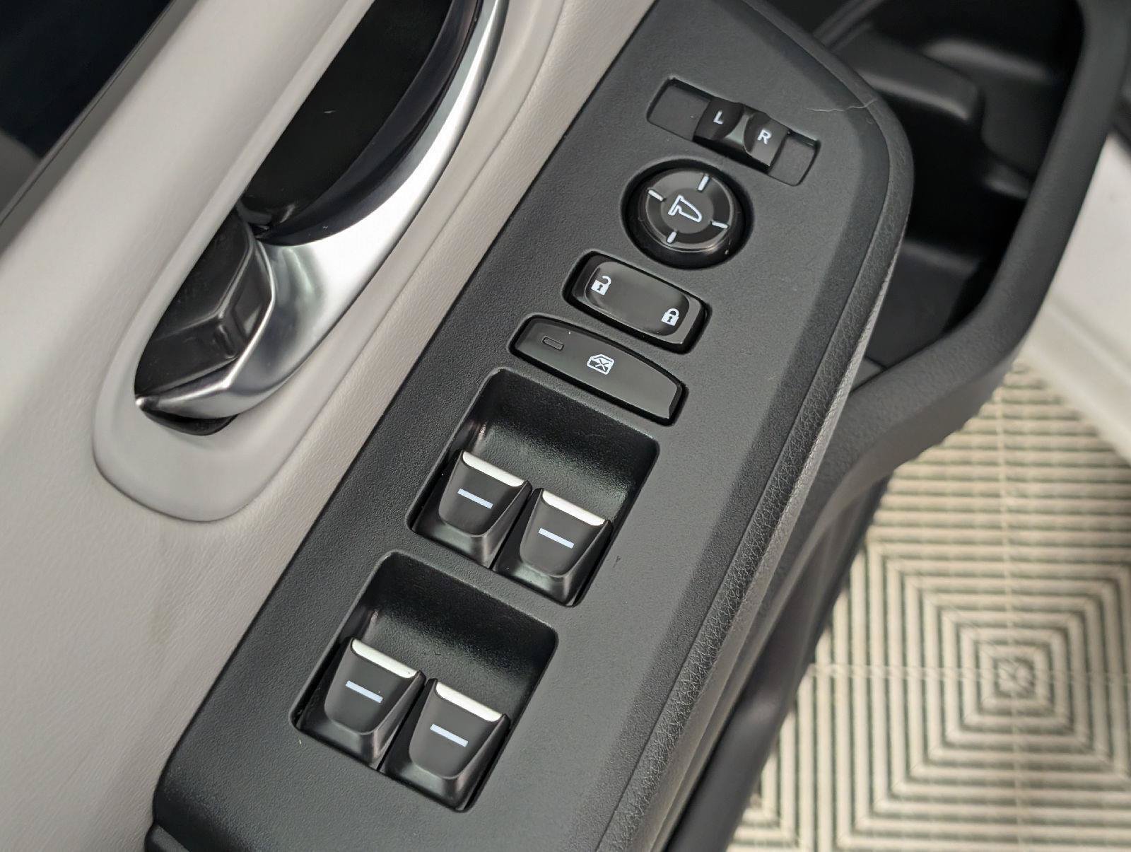 2023 Honda Pilot LX - Photo 41