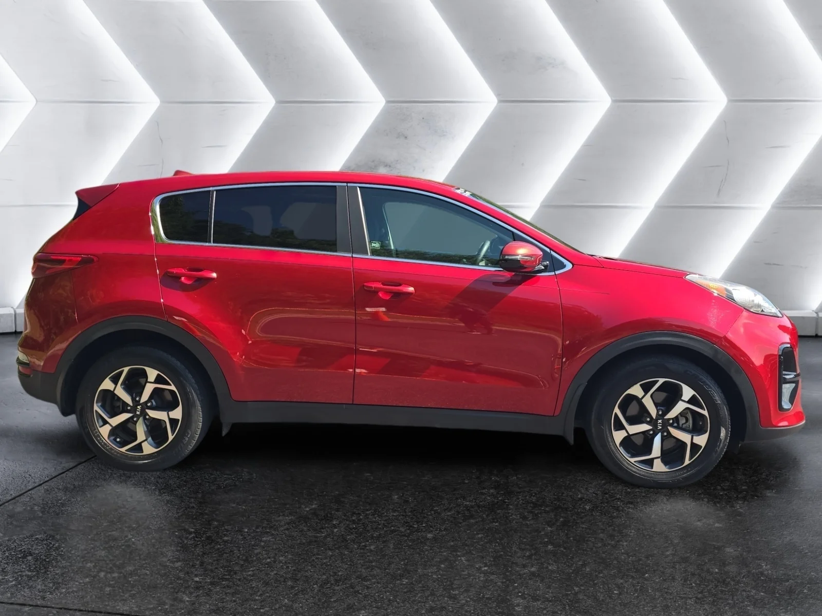 Used 2021 Red Kia LX image 6