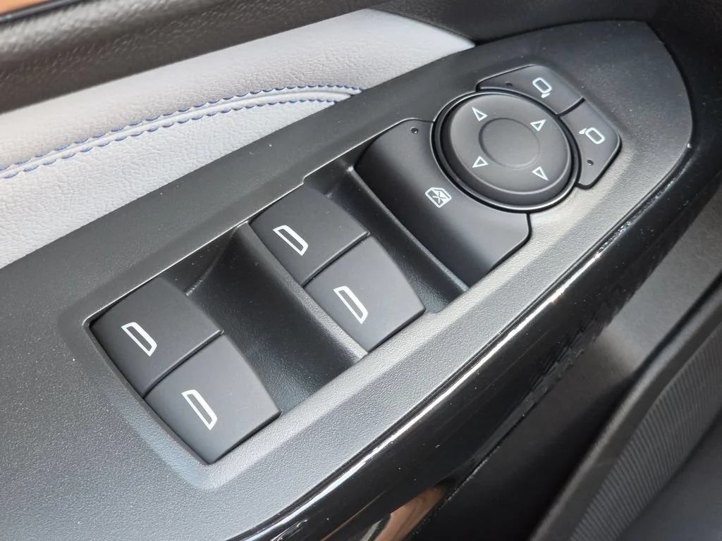 2026 Chevrolet Trax LT - Photo 12