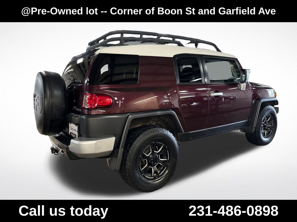 Used 2007 Red Toyota Base image 5
