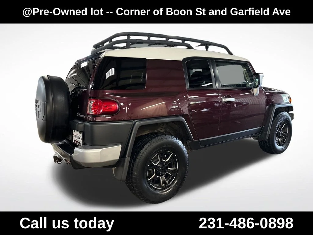 Used 2007 Red Toyota Base image 5