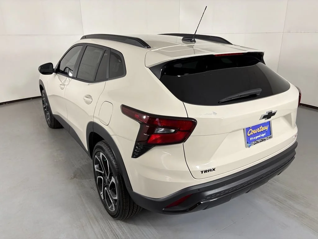 New 2026 White Sands Chevrolet 2RS image 7