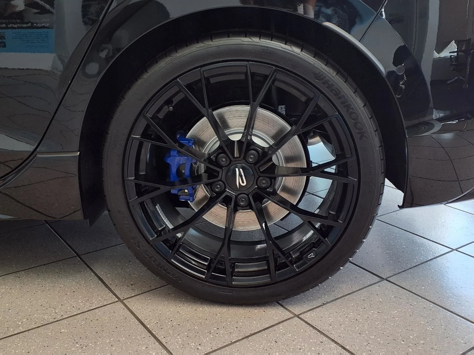 New 2026 Mythos Black Metallic Volkswagen 2.0T image 4