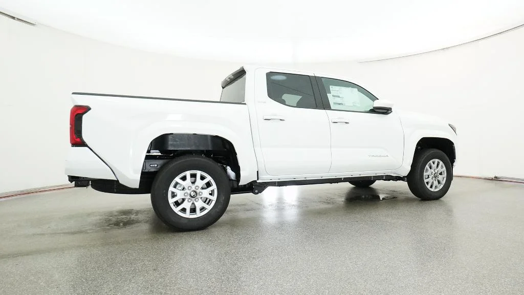 New 2026 Ice Cap Toyota SR5 image 15