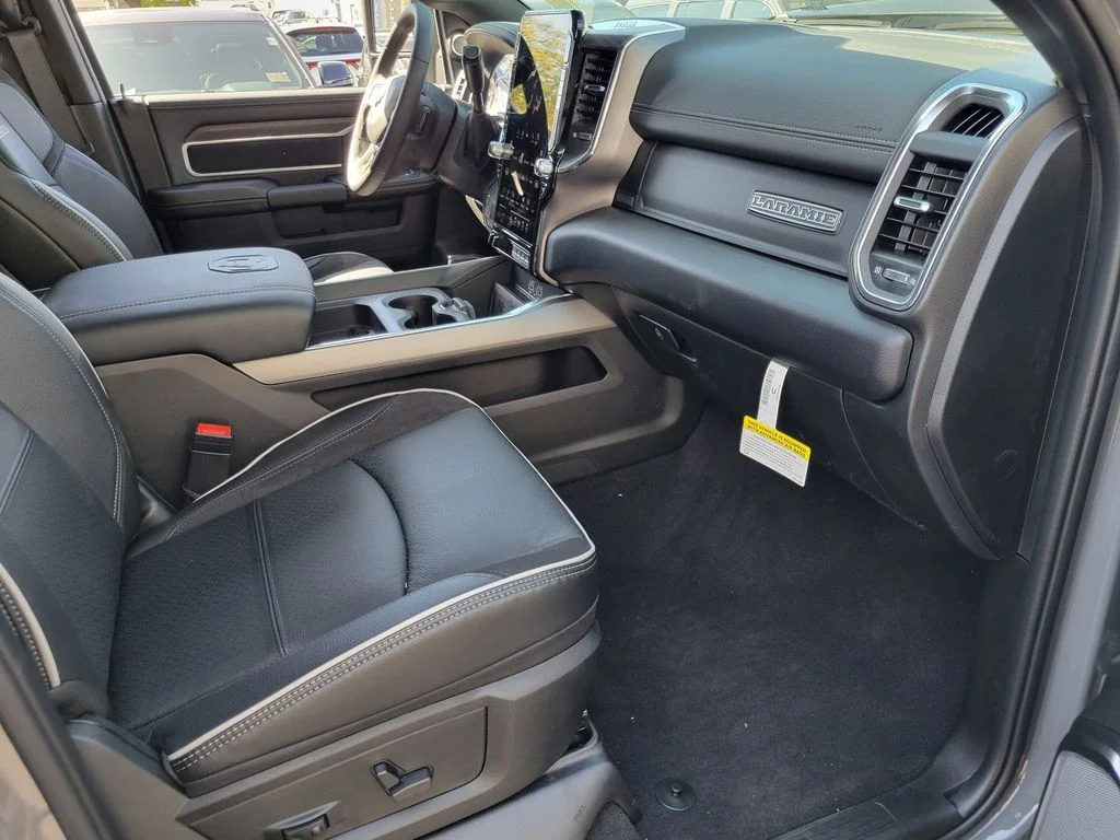 New 2026 Ceramic Gray Clear-Coat Exterior Paint RAM Laramie image 17