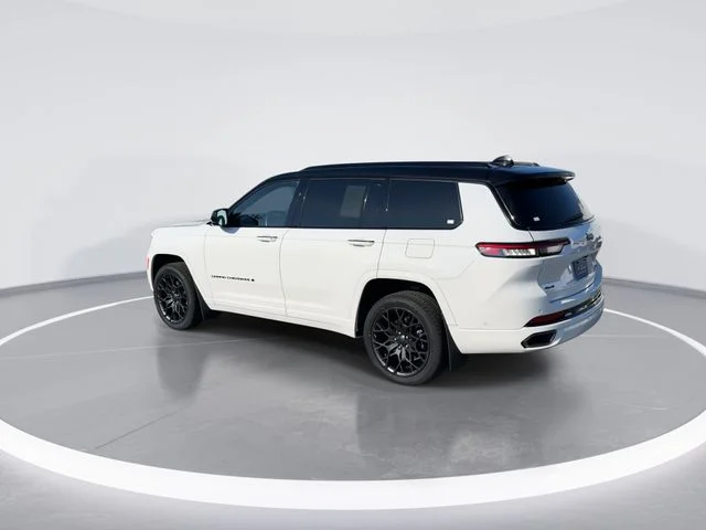 Used 2024 White Jeep Summit image 5