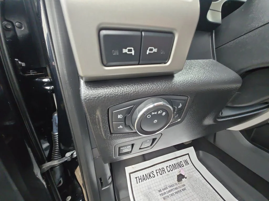 Used 2018 Black Ford Lariat image 32